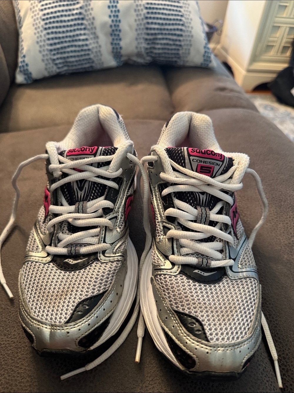 Saucony Cohesion 5 Grid Women's Lace-Up Running Shoes Sneakers - Size 7